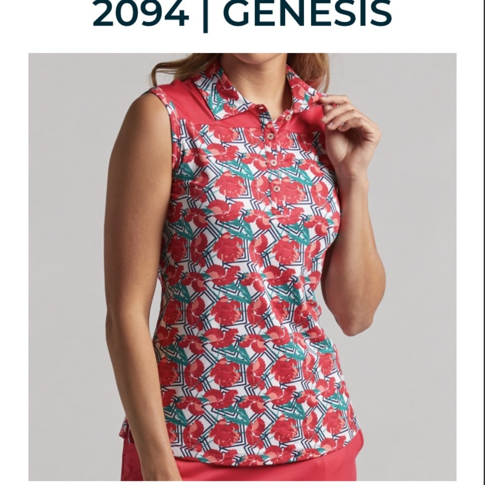 NWT Bermuda Sands Apparel Women's Red and Green Patterned Sleeveless Top.